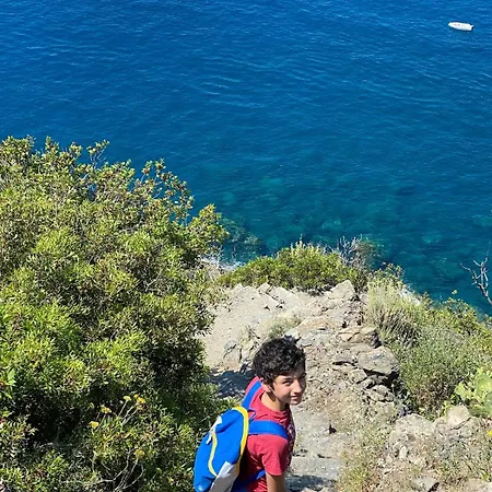 - Ancient Liguria Free Parking * Lerici