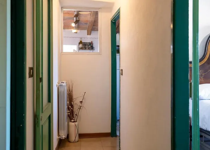 - Ancient Liguria Free Parking