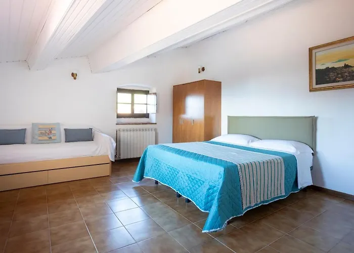 - Ancient Liguria Free Parking Lerici