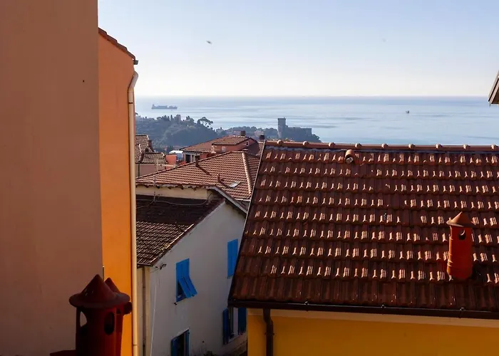 - Ancient Liguria Free Parking * Lerici