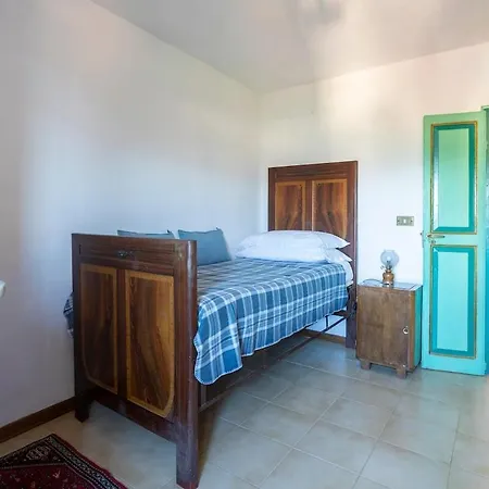 - Ancient Liguria Free Parking * Lerici